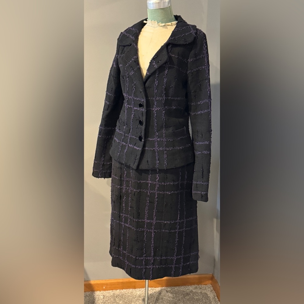 Carolina Herrera 2 piece suit purple weed plaid pattern